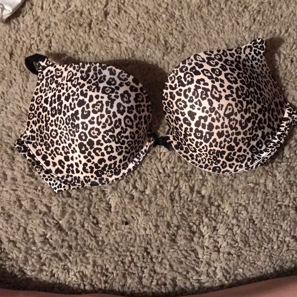 Victoria’s secret bra
